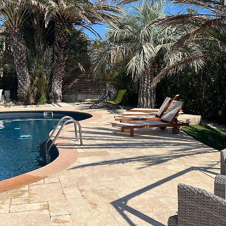 L'Oasis-Les Issambres Bed & Breakfast エクステリア 写真