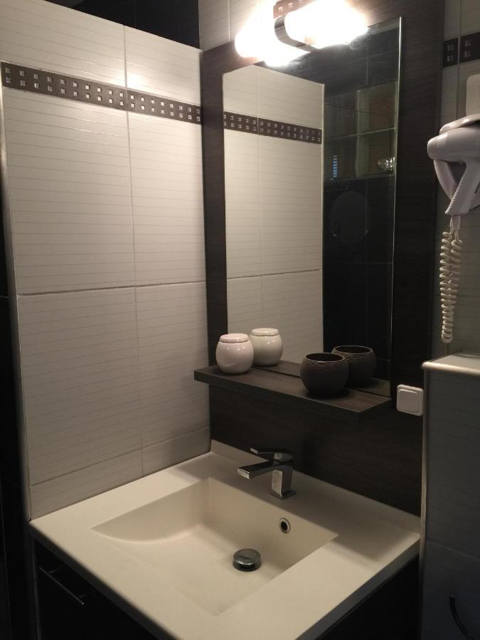 L'Oasis-Les Issambres Bed & Breakfast エクステリア 写真